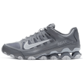 Pantofi sport Nike Reax 8 Tr 428.99Lei